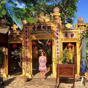 Meet your Posher, Cynthia