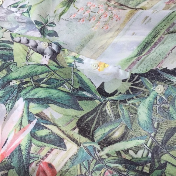 Flowy Green Forest Top - Picture 3 of 4