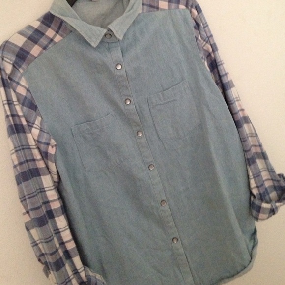 cotton on denim jacket with flannel sleeves - Picture 2 of 2