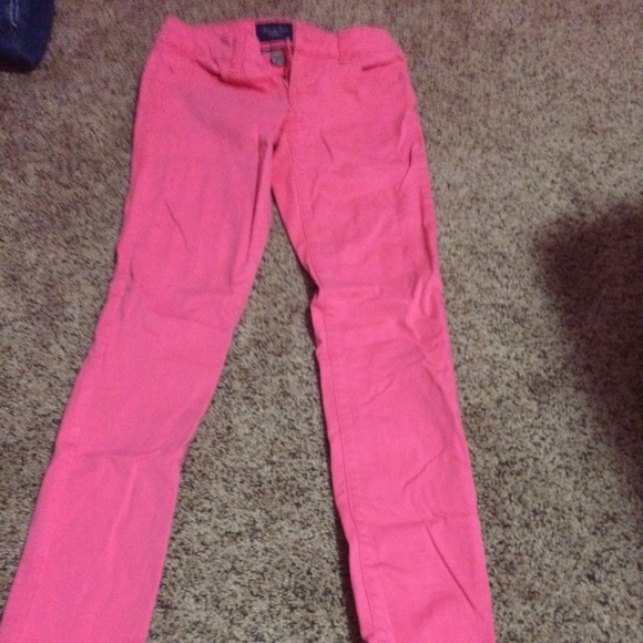 American eagle skinny pants.