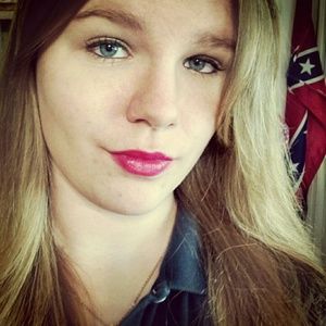 Meet your Posher, Kaylyn