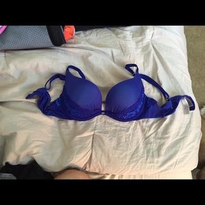 Victoria secret bra 32b