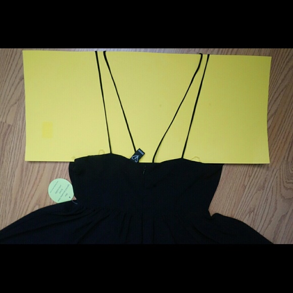 🌸Beautiful Windsor's Special Occasion LBD🌸 - Picture 2 of 4