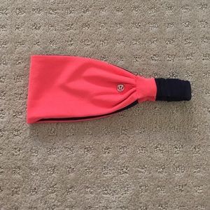 Lululemon reversible headband