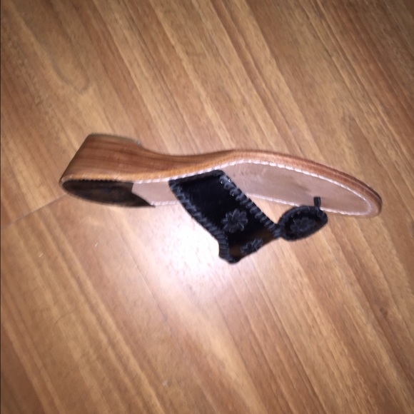 Jack Rogers Shoes - jack Rogers patent shoes black wedge sandals 7.5 7