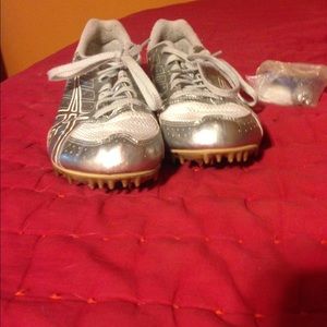 Never worn, but no box, Oasics track spikes.