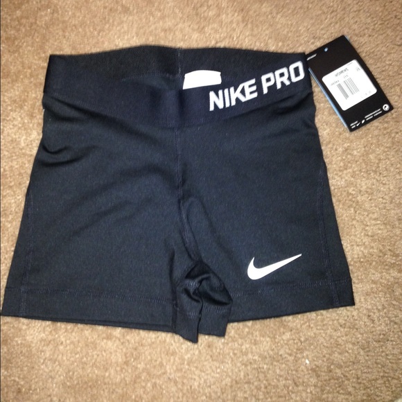 Black Nike pros