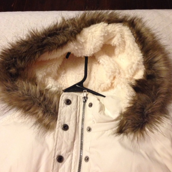 Winter jacket - Picture 3 of 3