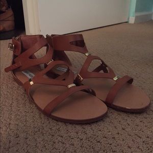 steve madden tan and gold sandals