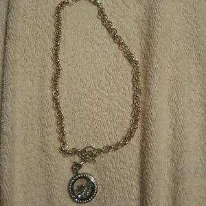 Origami owl necklace and charm holder