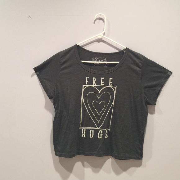 Free Hugs Shirt - Picture 1 of 1