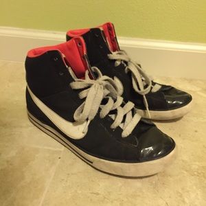 Nike Hightop Sneakers