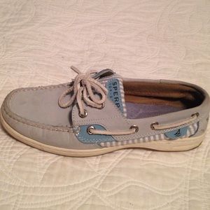 Sperrys!