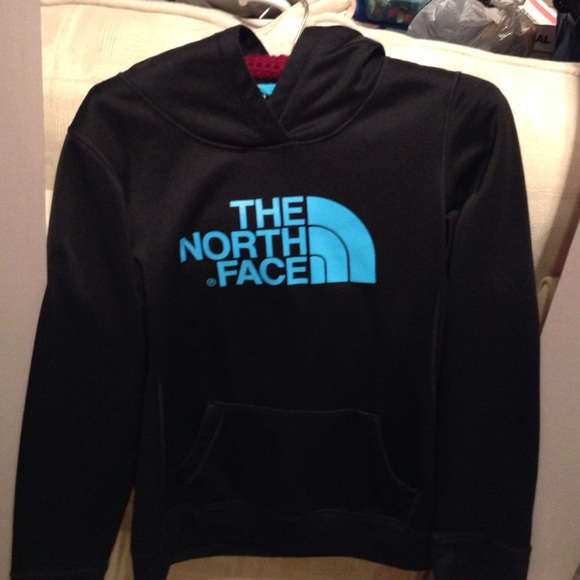 Women's North Face Sweatshirt