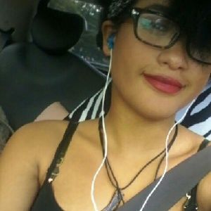 Meet your Posher, Allyssa