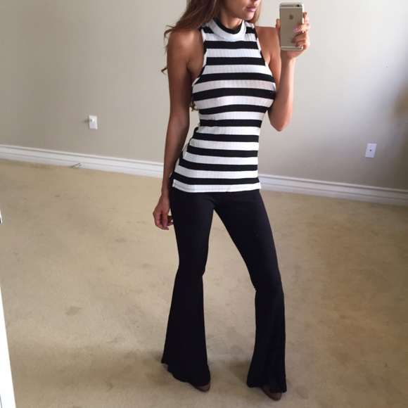 • SOLD • Striped Knit Mock Neck Top S M - Picture 3 of 4