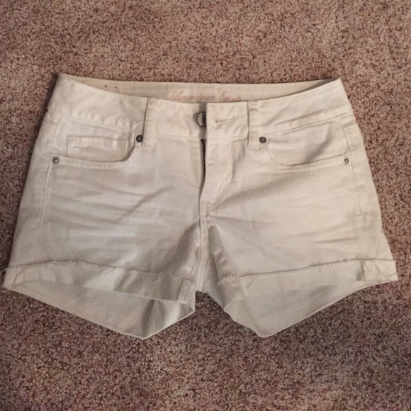White denim, American eagle shorts