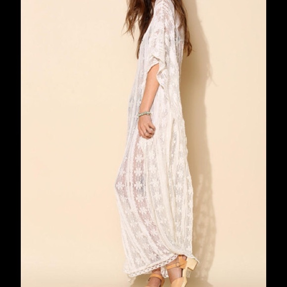 Urban Outfitters Pilyq Crochet Coverup Dress Sz XS - Picture 2 of 4