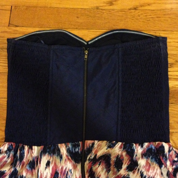 Sugar Lips dress - Picture 3 of 3