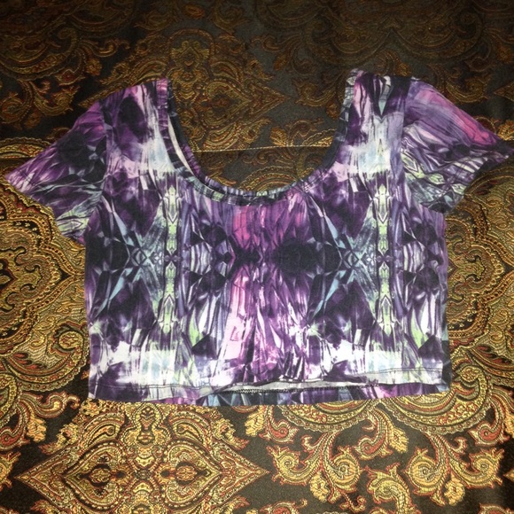 Crop top