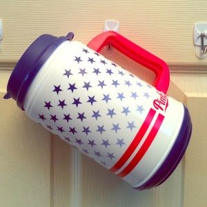 Brand new Victoria's Secret Pink insulated mug