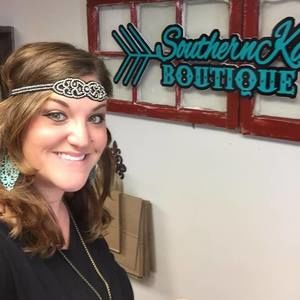 Meet your Posher, Alana lang