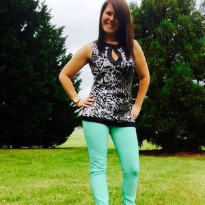 Meet your Posher, Brittneyvictoria