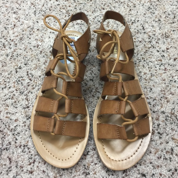 Steve Madden Shoes - NWT!! Madden Girl by Steve Madden Sandals