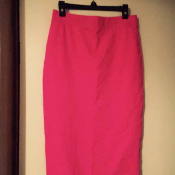 Skirt - Picture 2 of 3