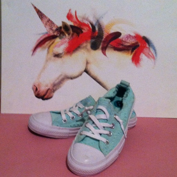 Mint green converse all star!