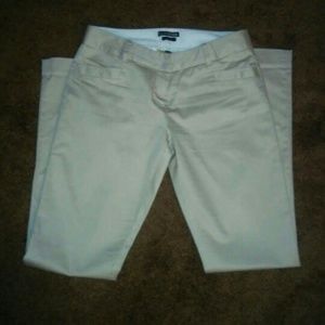 Express Size 4R Columnist khaki Pants