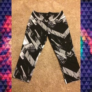 Dry Fit Compression Capris