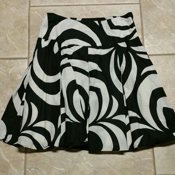 Black and off white skirt