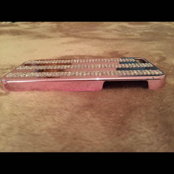 Victoria's Secret iPhone 5/5s Case - Picture 3 of 4