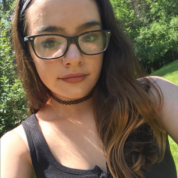 Meet your Posher, Linda - Picture 3 of 5