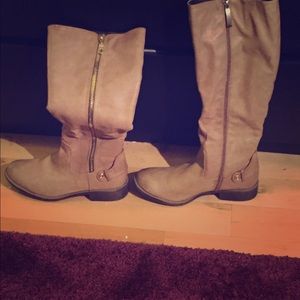 Light brown riding boots
