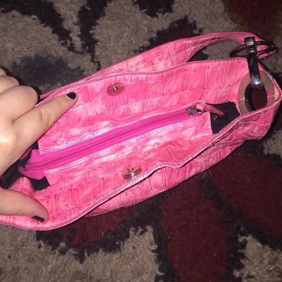 Pink Purse - Picture 3 of 4