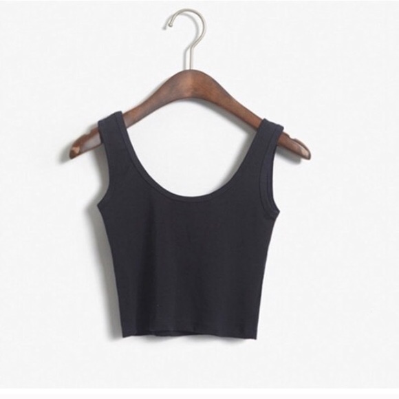 icravebargains Tops - Black Crop Tank Top