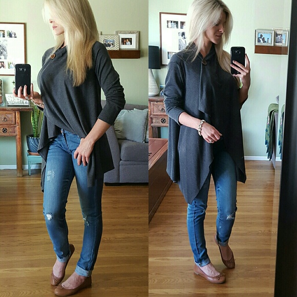 RESERVED PM Editor & HP🌹 Gunmetal Button Wrap Top - Picture 3 of 4