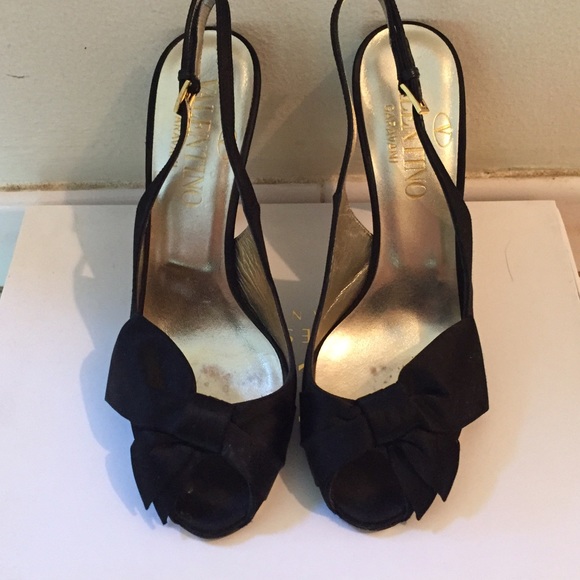 Valentino pumps