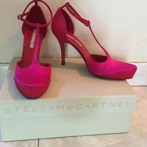 Cleaning out closet 👠👠👠👠