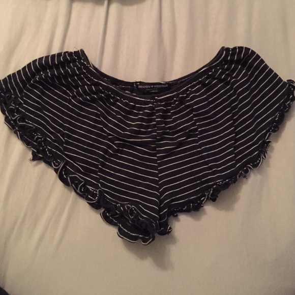 brandy melville vodi shorts