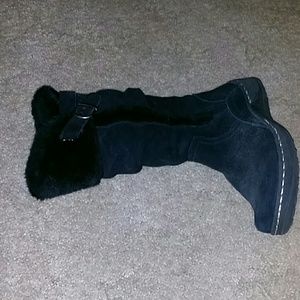 Size 6 bare trap boots ware 1 time great condtion