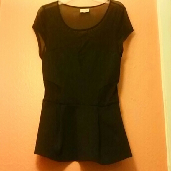 Mesh black top