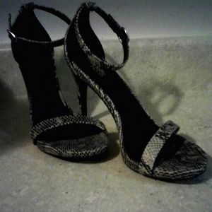 Gray and white snake skin strap high heels