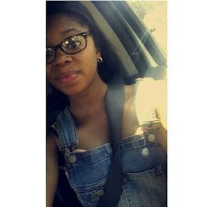 Meet your Posher, Kelicia