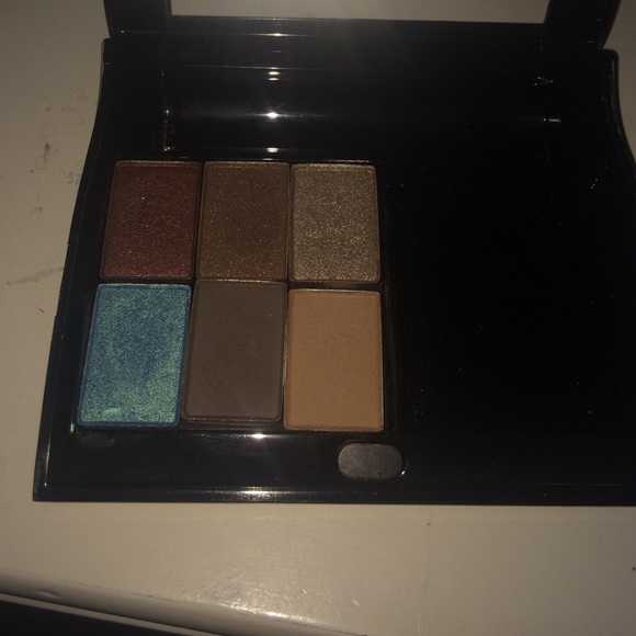 Mary Kay Eyeshadow palette