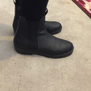Black Chelsea boots