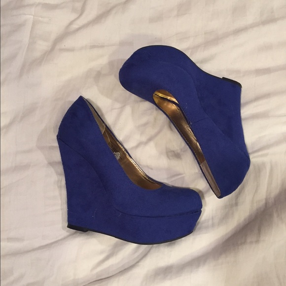 Heels - Picture 1 of 2