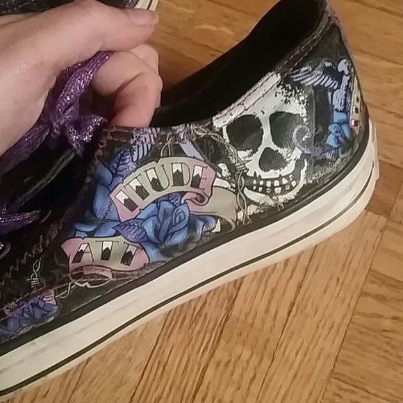 Airwalk Shoes Skull Sneakers Poshmark